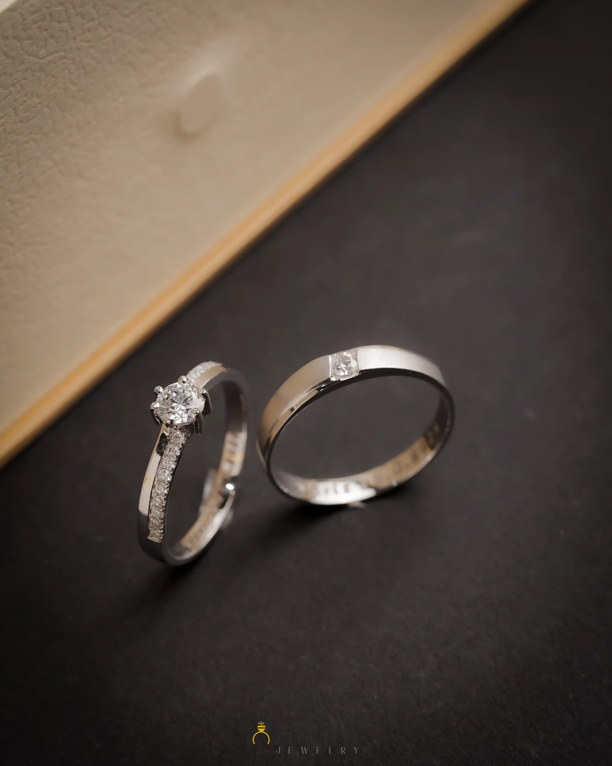 Cincin Nikah Elegant Z-011 Emas Putih & Palladium