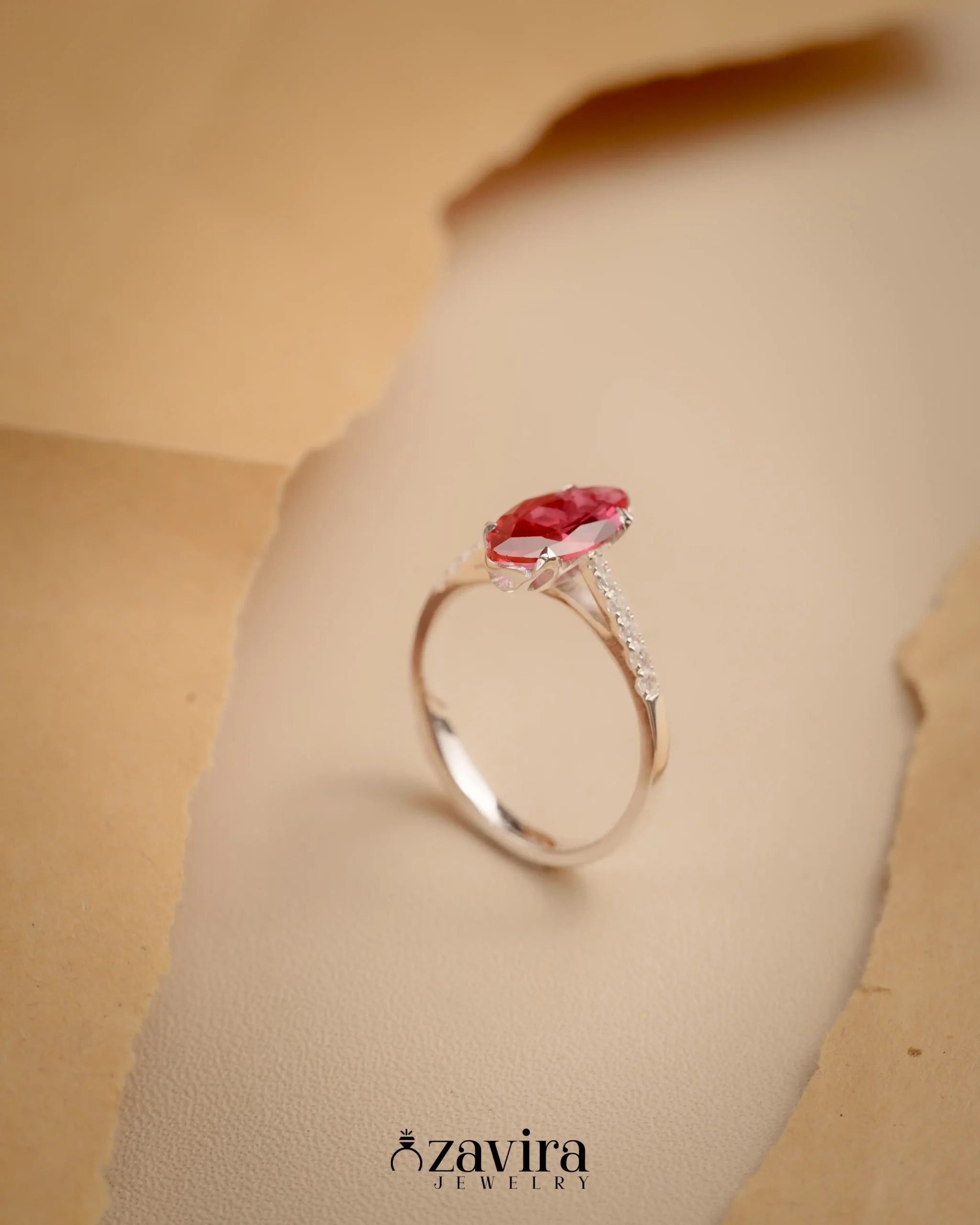 Cincin Wanita Emas Putih 9K  Z-00012